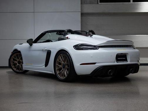 2025 Porsche 718 Spyder RS