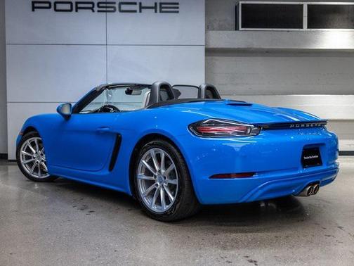 2025 Porsche 718 Boxster S