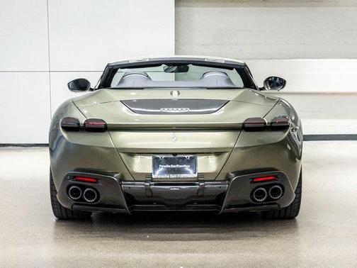 2024 Ferrari Roma Base