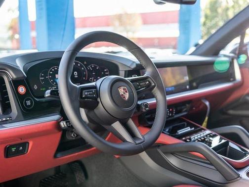 2026 Porsche Cayenne 