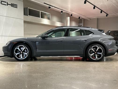 2025 Porsche Taycan 4