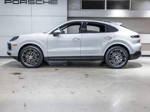 Chalk 2026 Porsche Cayenne Cayenne