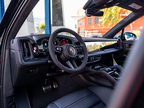 Black Metallic 2026 Porsche Cayenne GTS