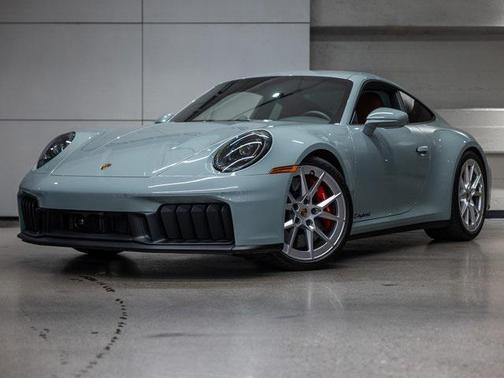 2025 Porsche 911 Carrera GTS