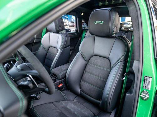 2026 Porsche Macan GTS