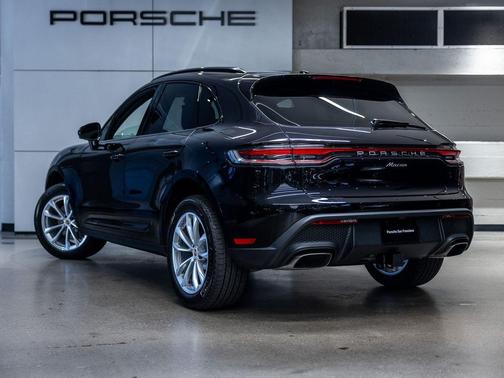 2026 Porsche Macan Macan