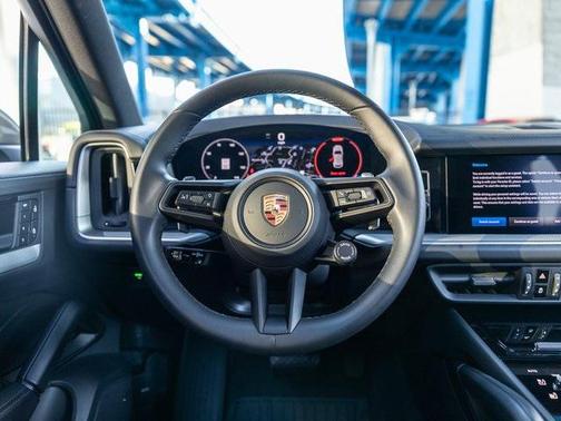 2025 Porsche Cayenne Cayenne