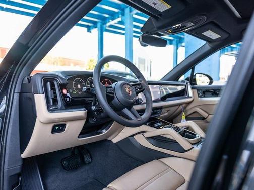 2026 Porsche Cayenne 