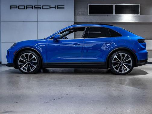 2026 Porsche Macan 