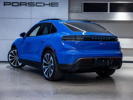 2026 Porsche Macan 