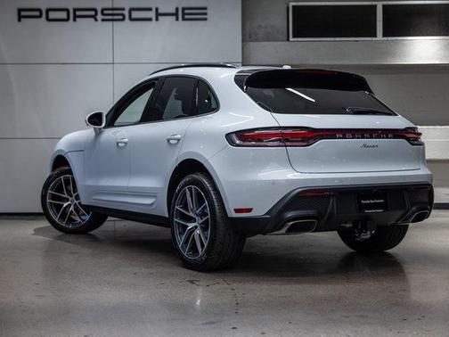 2026 Porsche Macan 