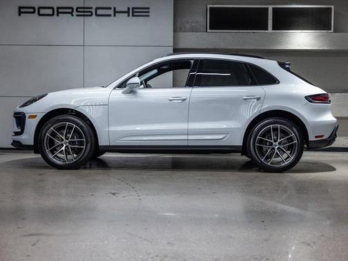2026 Porsche Macan 