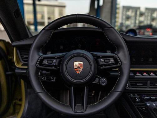 2026 Porsche 911 Carrera 4 GTS