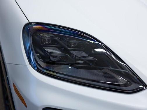 2025 Porsche Cayenne GTS