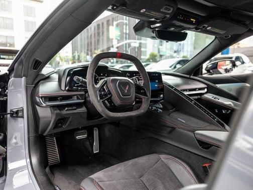 2024 Chevrolet Corvette Stingray w/3LT