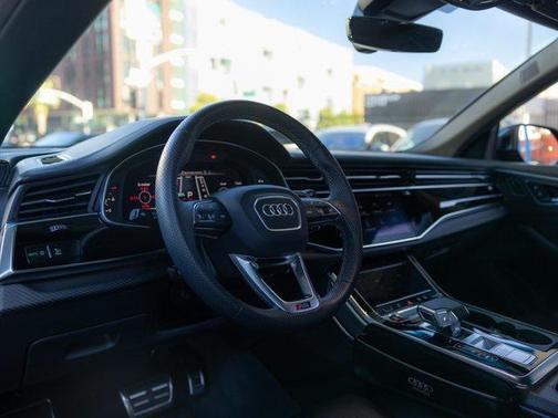 2023 Audi RS Q8 4.0T