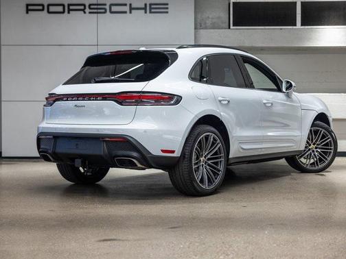 2026 Porsche Macan 