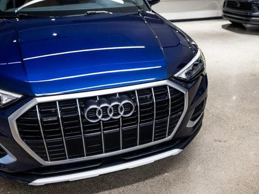 2022 Audi Q3 40 Premium