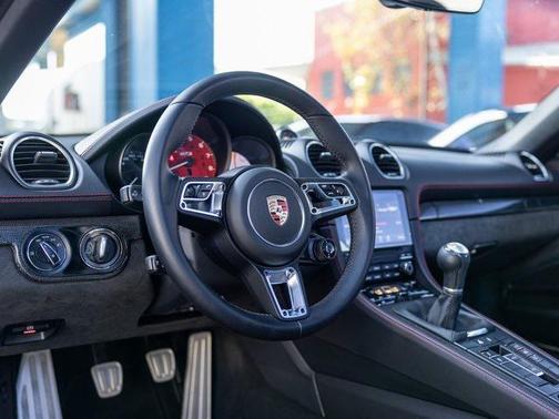 2024 Porsche 718 Boxster GTS 4.0