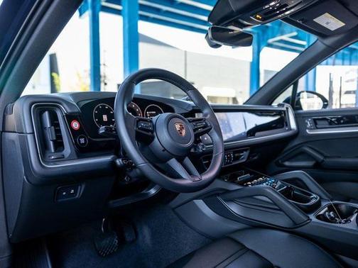 2025 Porsche Cayenne Cayenne E-Hybrid
