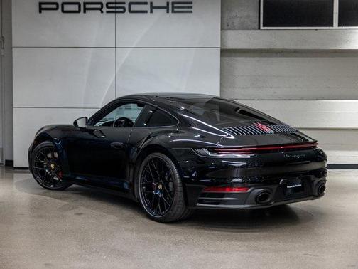 2024 Porsche 911 Carrera 4S