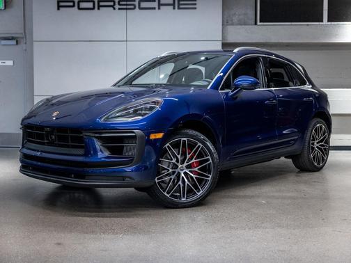 Blue Metallic 2026 Porsche Macan Macan