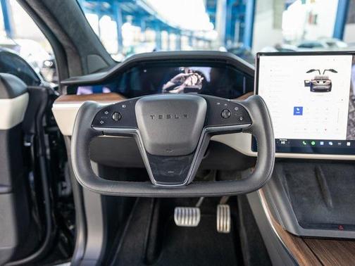 2022 Tesla Model X Dual Motor All-Wheel Drive