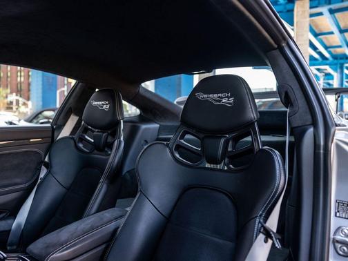 GT Silver Metallic 2019 Porsche 911 GT3 RS