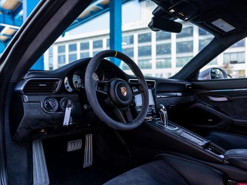 GT Silver Metallic 2019 Porsche 911 GT3 RS