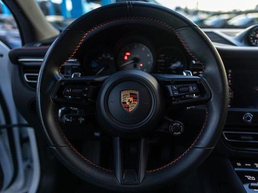2023 Porsche Macan S