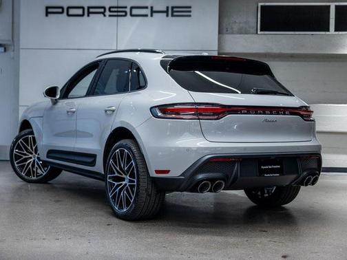 2026 Porsche Macan 