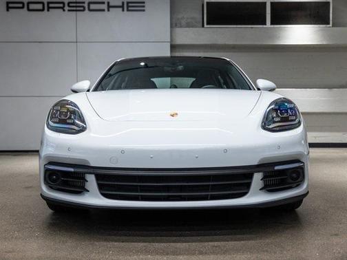 2017 Porsche Panamera 4S