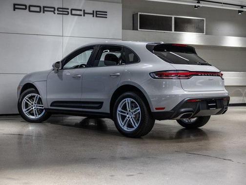 2026 Porsche Macan 
