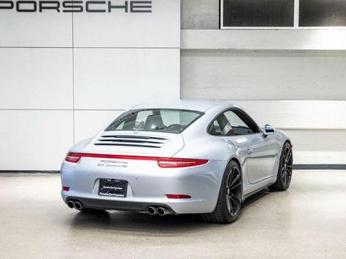 2014 Porsche 911 Carrera 4S