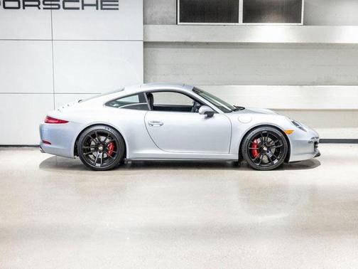 2014 Porsche 911 Carrera 4S