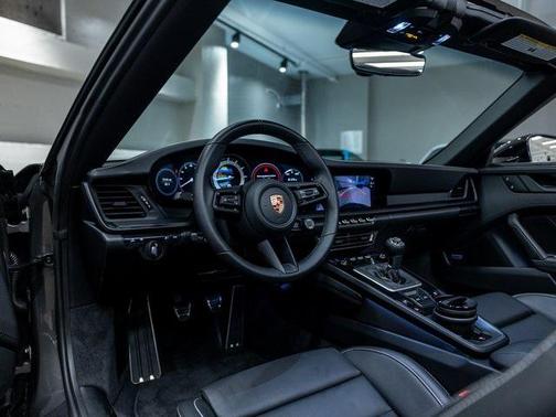 2024 Porsche 911 Targa 4 GTS