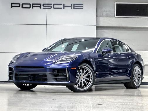 2024 Porsche Panamera 4