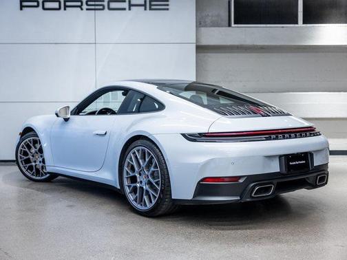 2026 Porsche 911 Carrera