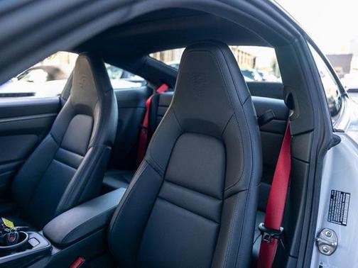 2026 Porsche 911 Carrera