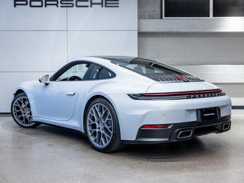 2026 Porsche 911 Carrera