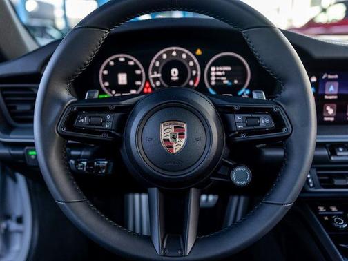 2026 Porsche 911 Carrera