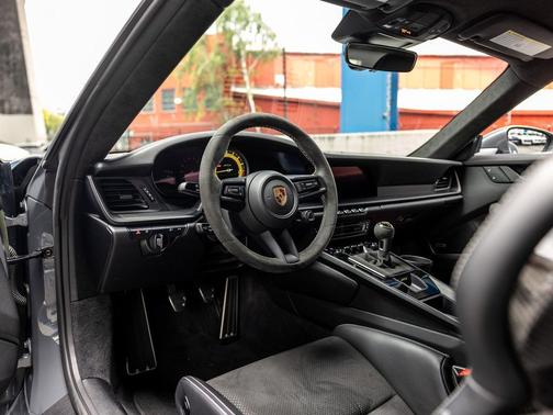 Grigiotelestometallic 2022 Porsche 911 GT3