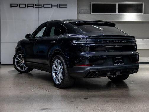 2024 Porsche Cayenne 