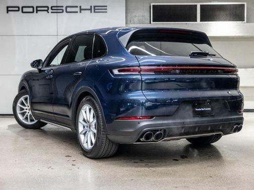 2025 Porsche Cayenne S