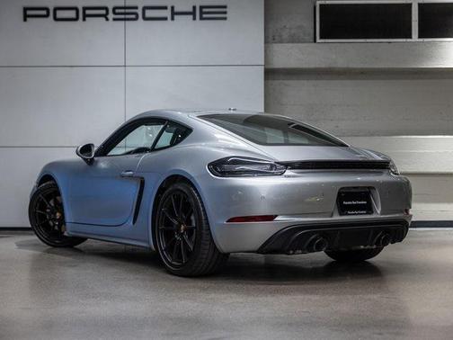 2025 Porsche 718 Cayman GTS 4.0