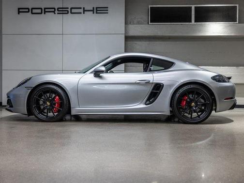 2025 Porsche 718 Cayman GTS 4.0