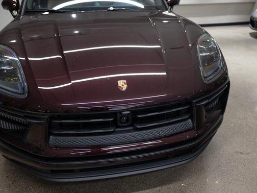2025 Porsche Macan S