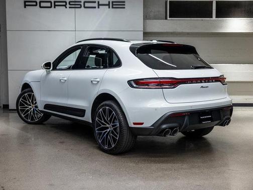 2026 Porsche Macan 