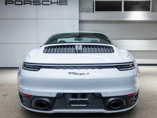 2024 Porsche 911 Targa 4