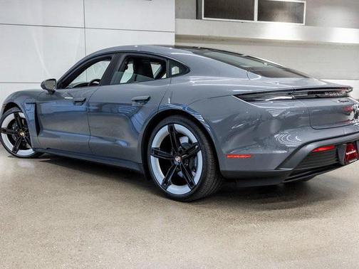 2025 Porsche Taycan 4